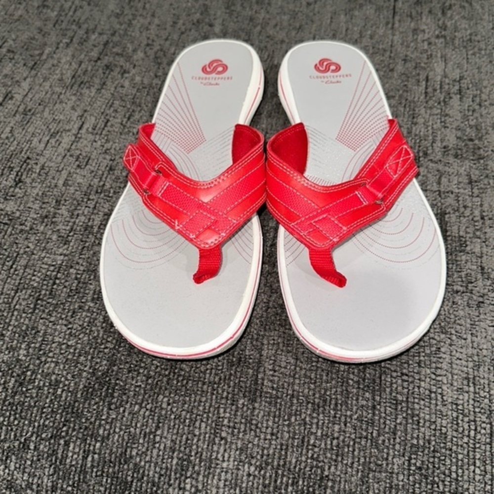 NWOT- Clarks® Breeze Sea Cloudstepper Women's Flip Flop Sandals